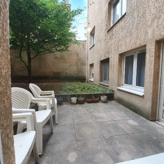  Annonces LYON 8EME : Appartement | LYON (69008) | 74 m2 | 196 900 € 